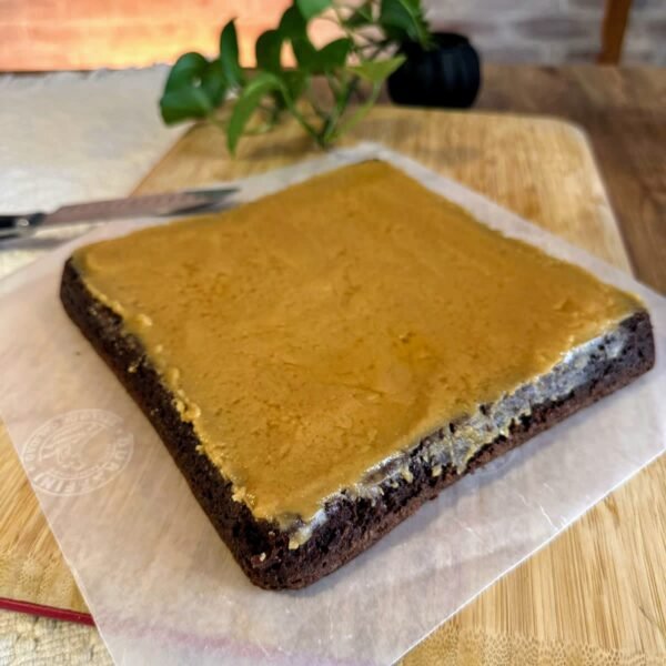 Brownie con Cobertura de Mantequilla de Maní